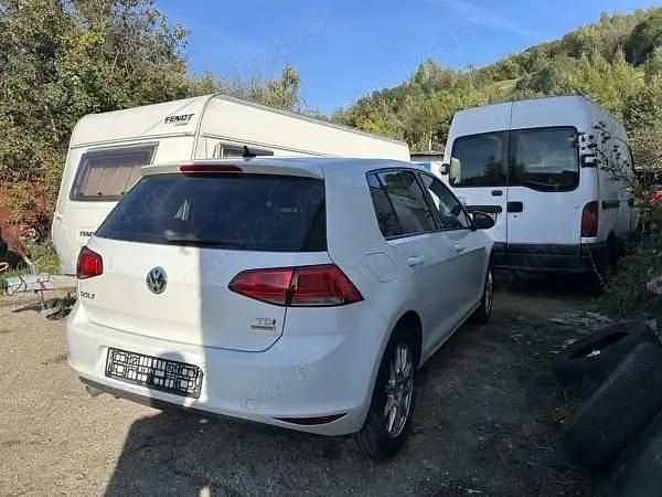 Utilizat 2014 VW Golf VII Hatchback | 2.500 EUR - Imagine 1/4