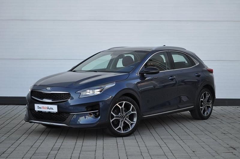 Albastru inchis metalic Utilizat 2021 Kia XCeed Spirit SUV | 18.950 EUR (Preț OK) - Imagine 1/4