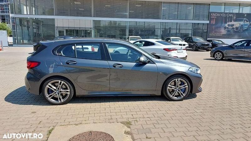 Gri Utilizat 2020 BMW M135 Hatchback | 33.000 EUR - Imagine 1/4