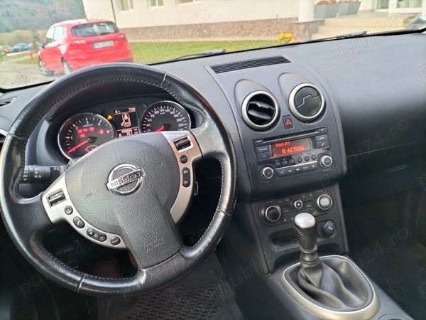 Second-hand Nissan Qashqai 130 CP (95 kW) 2013 SUV