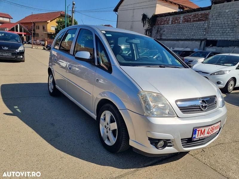 Culoareargint Utilizat 2007 Opel Meriva Cosmo Monovolum | 2.350 EUR (Preț bun) - Imagine 1/4