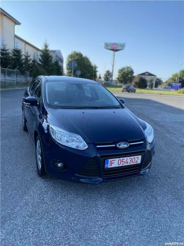Second-hand Ford Focus 125 CP (91 kW) 2013 Albastru Break