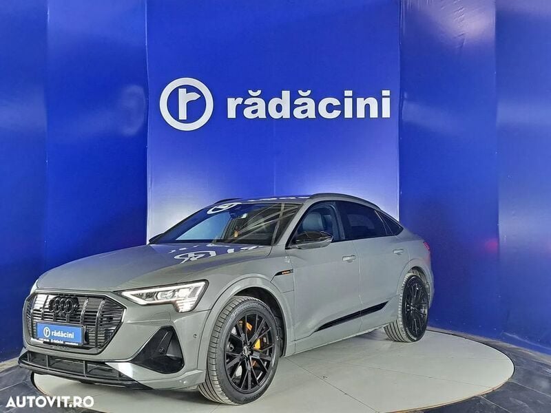 Gri Utilizat 2022 Audi e-tron SUV | 64.950 EUR - Imagine 1/4