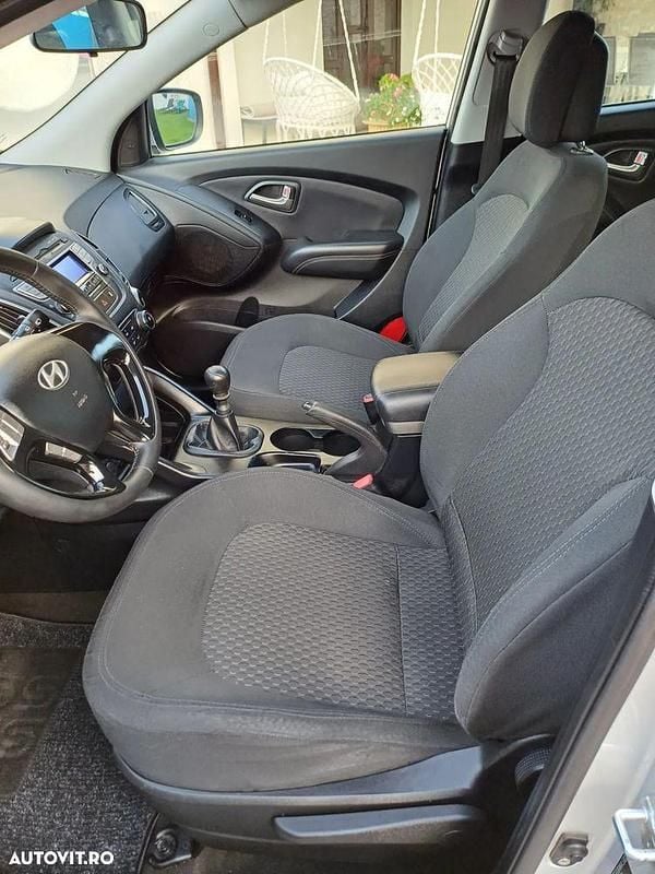 Second-hand Hyundai ix35 Comfort 136 CP (100 kW) 2011 Culoaregri SUV