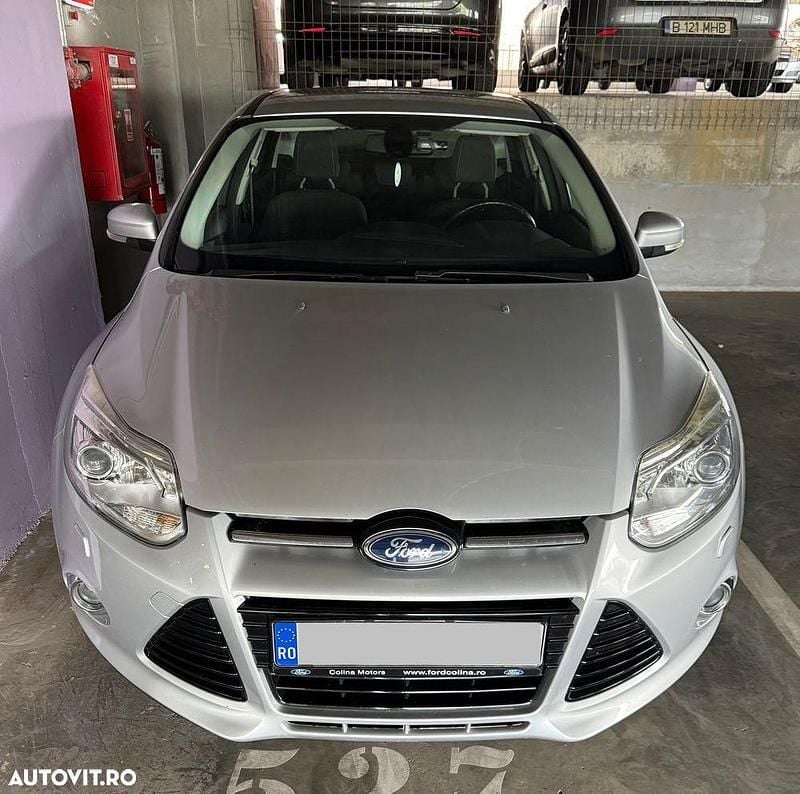 Culoaregri Utilizat 2014 Ford Focus Titanium Hatchback | 8.300 EUR (Preț OK) - Imagine 1/4