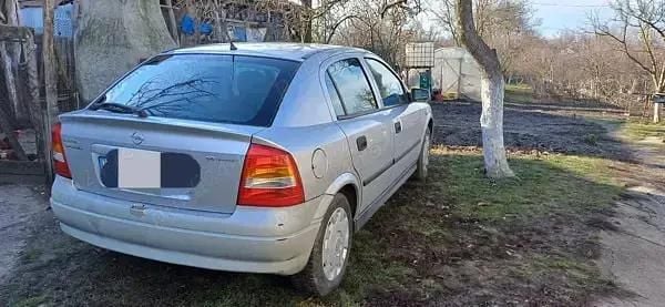 Gri Utilizat 2007 Opel Astra Hatchback | 1.999 EUR (Preț OK) - Imagine 1/3
