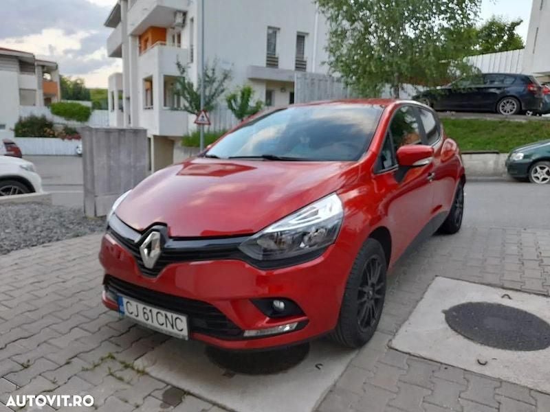 Culoarealte culori Utilizat 2020 Renault Clio V Life Hatchback | 9.300 EUR (Preț OK) - Imagine 1/4