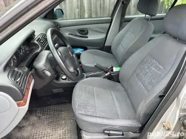Utilizat 2001 Peugeot 406 Berlinǎ | 4.300 EUR - Imagine 1/4