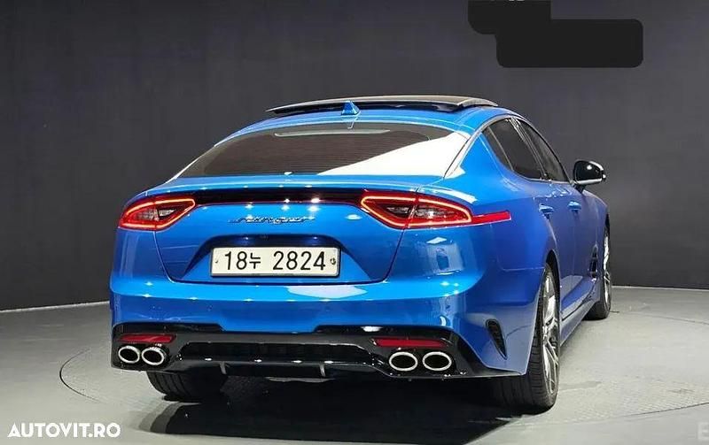 Second-hand Kia Stinger 245 CP (180 kW) 2019 Culoarealbastru Hatchback