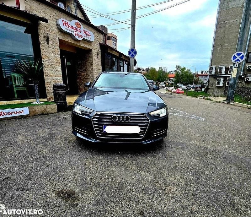 Gri Utilizat 2018 Audi A4 Break | 13.800 EUR (Preț bun) - Imagine 1/4