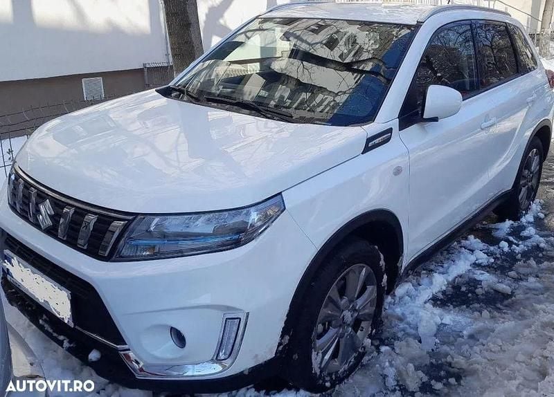 Culoarealb Utilizat 2024 Suzuki Vitara SUV | 17.500 EUR (Super Preț) - Imagine 1/1