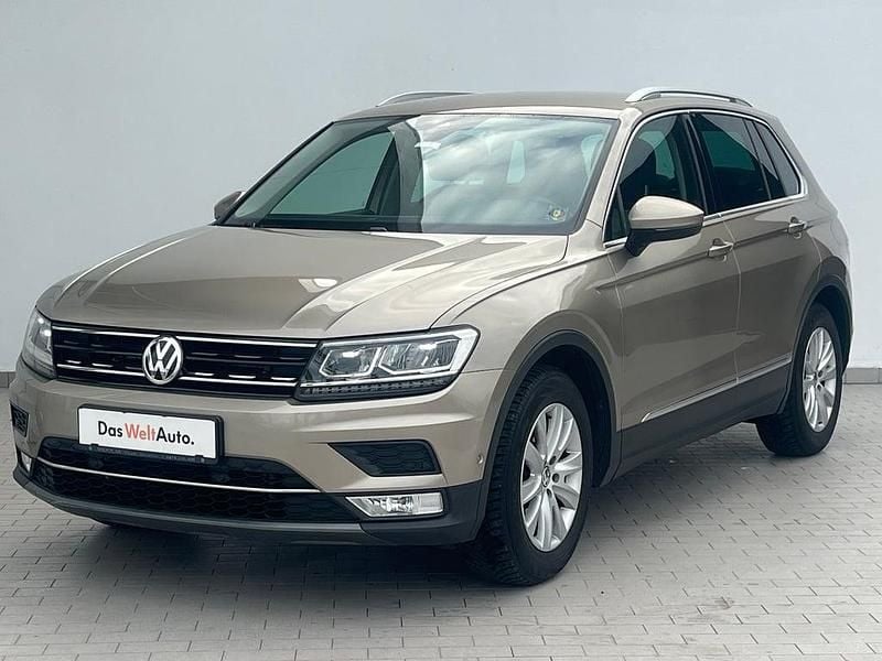 Maro mediu normal Utilizat 2017 VW Tiguan Highline SUV | 21.390 EUR (Preț OK) - Imagine 1/4