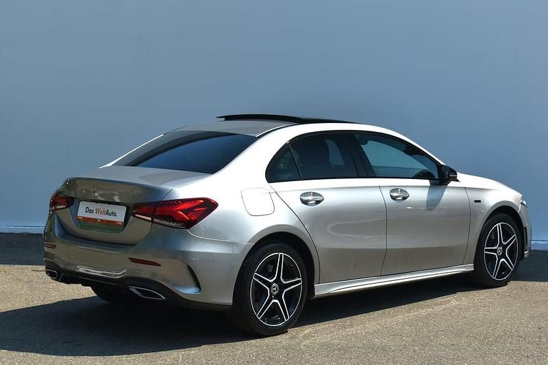 Second-hand Mercedes A250 160 CP (117 kW) 2020 Gri inchisnormal