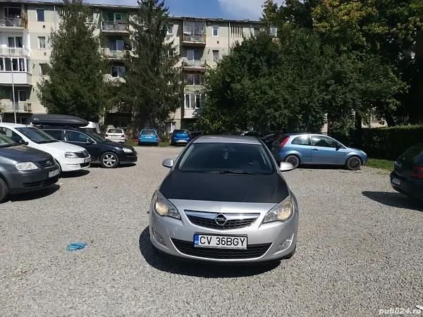 Utilizat 2013 Opel Astra Break | 3.800 EUR (Preț OK) - Imagine 1/4