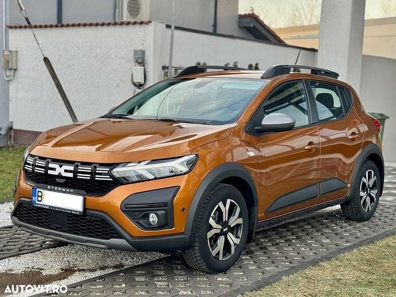 Second-hand Dacia Sandero Extreme 100 CP (73 kW) 2023 Portocaliu Hatchback