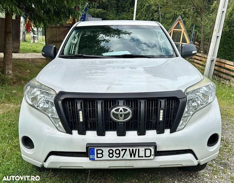 Culoarealb Utilizat 2014 Toyota Land Cruiser SUV | 22.250 EUR (Preț OK) - Imagine 1/4