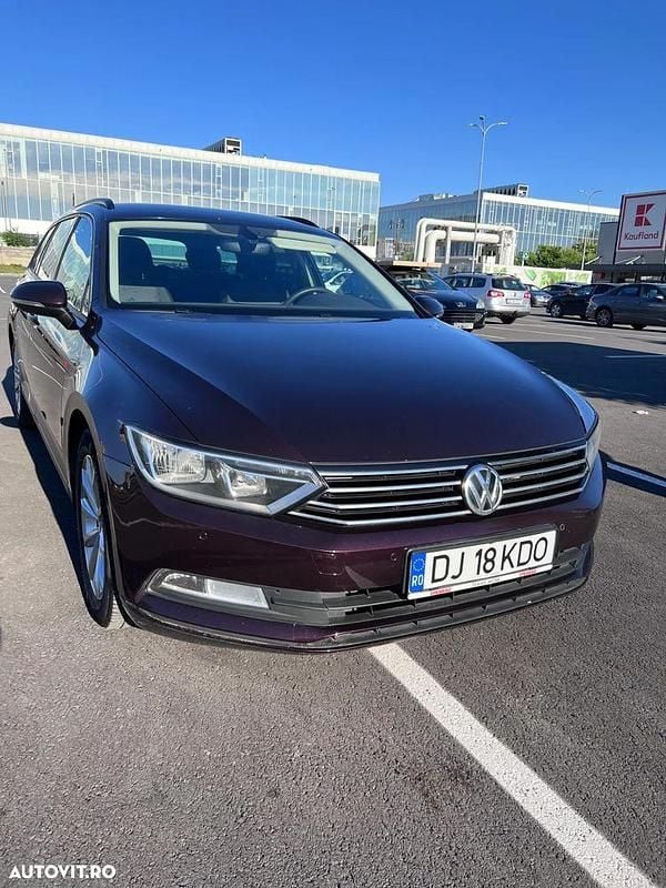 Second-hand VW Passat Comfortline 150 CP (110 kW) 2016 Culoarerosu Break