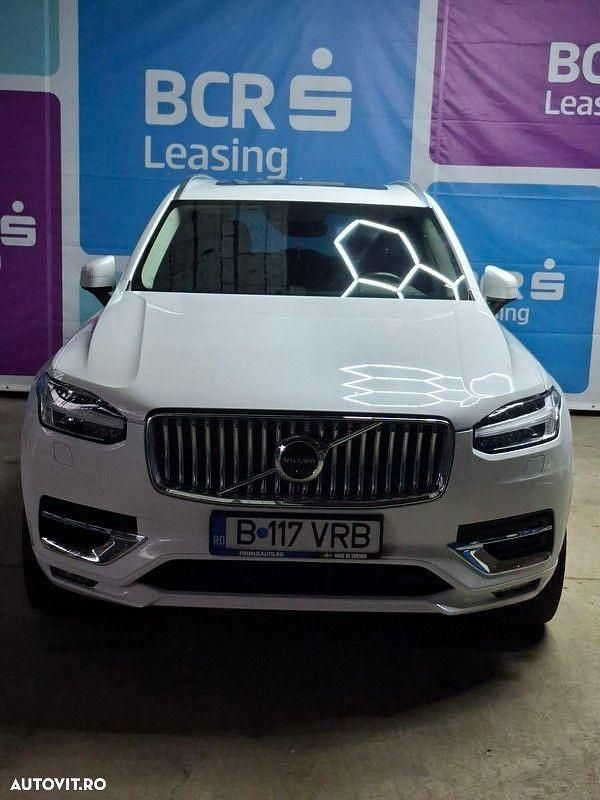 Culoarealb Second-hand 2021 Volvo XC90 Momentum SUV | 39.930 EUR (Super Preț) - Imagine 1/4