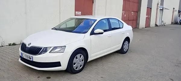 Alb Second-hand 2017 Skoda Octavia Berlinǎ | 7.700 EUR (Preț OK) - Imagine 1/4
