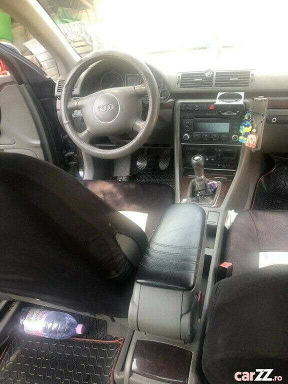 Second-hand Audi A4 130 CP (95 kW) 2001 Negru Berlinǎ