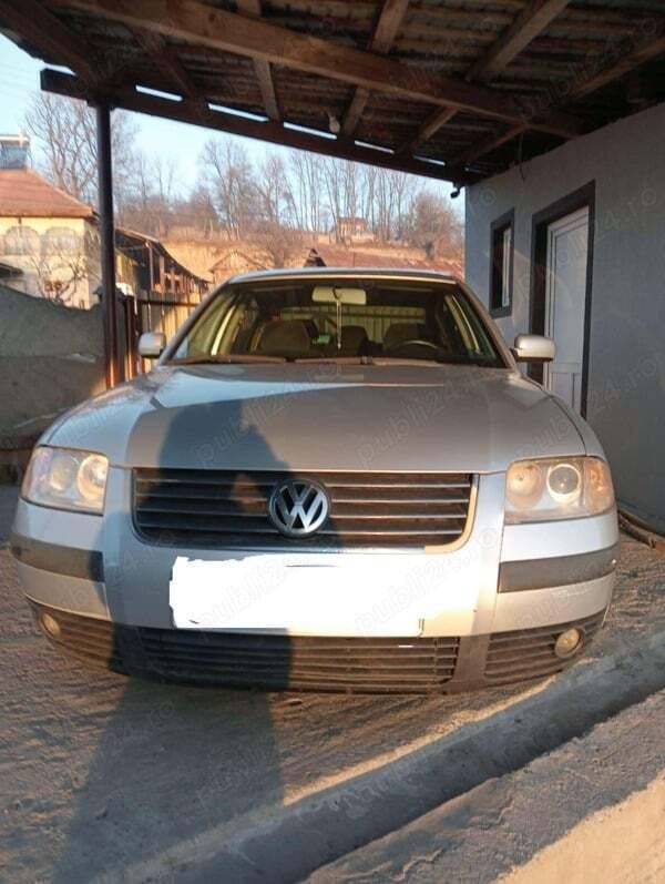 Utilizat 2003 VW Passat Berlinǎ | 1.900 EUR (Preț OK) - Imagine 1/4