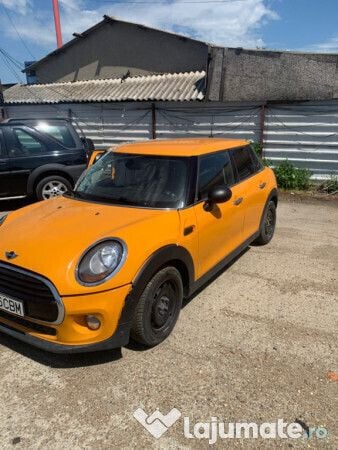 Portocaliu Utilizat 2015 Mini Cooper Hatchback | 4.000 EUR - Imagine 1/4