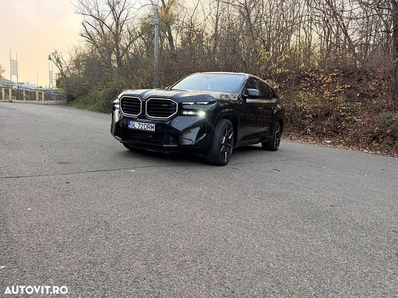 Culoarenegru Utilizat 2023 BMW XM Comfort Edition SUV | 107.900 EUR (Preț bun) - Imagine 1/4