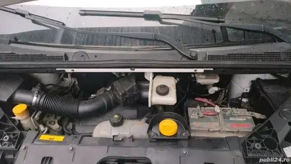 Utilizat 2015 Opel Vivaro Van | 9.999 EUR (Scump) - Imagine 1/4