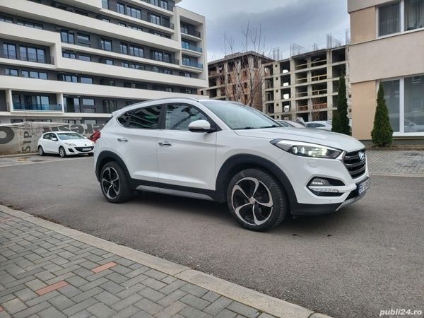 Alb Utilizat 2018 Hyundai Tucson SUV | 15.500 EUR (Preț bun) - Imagine 1/4