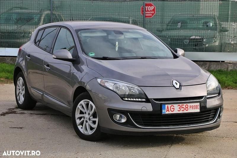 Second-hand Renault Mégane III Initiale Paris 110 CP (80 kW) 2013 Culoaregri Hatchback