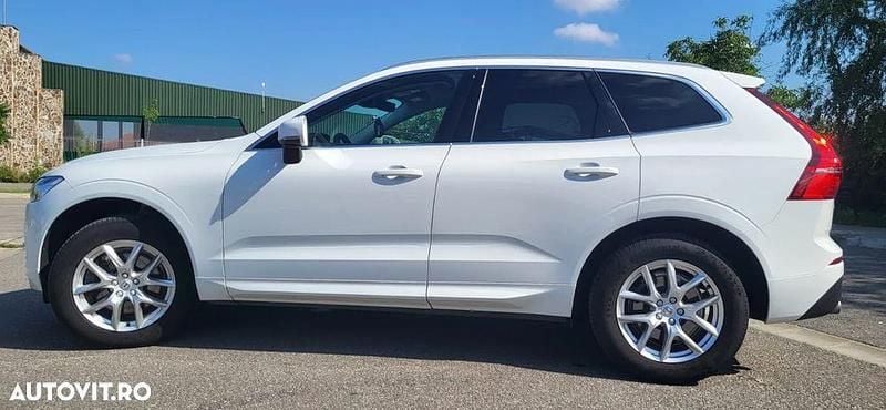 Alb Second-hand 2020 Volvo XC60 Momentum SUV | 26.800 EUR (Super Preț) - Imagine 1/4