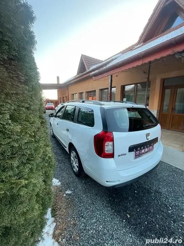 Second-hand Dacia Logan MCV 90 CP (66 kW) 2017 Alb Break