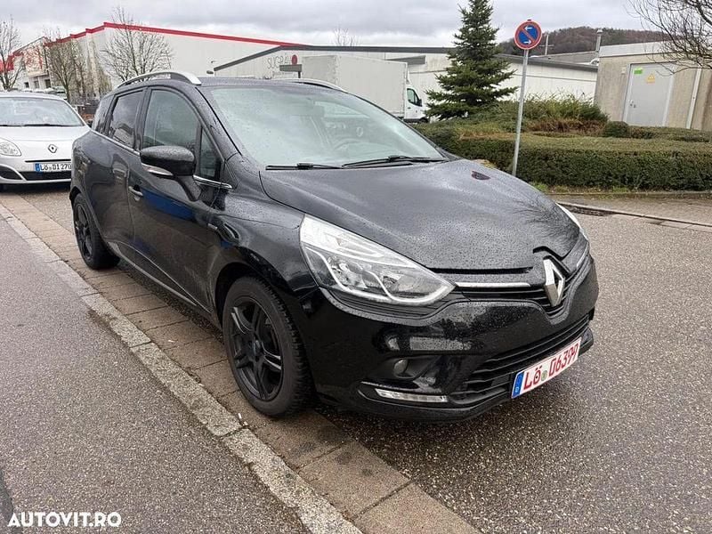 Second-hand Renault Clio GrandTour Intens 90 CP (66 kW) 2020 Culoarenegru Break