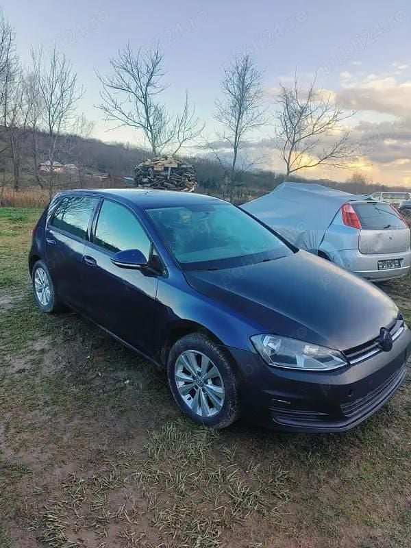 Second-hand VW Golf VII 110 CP (80 kW) 2015 Albastru Berlinǎ