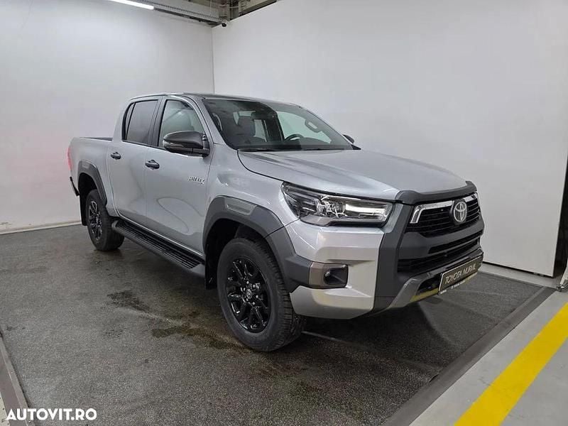 Culoareargint Nouă 2025 Toyota HiLux Pickup | 54.571 EUR (Puțin scump) - Imagine 1/4
