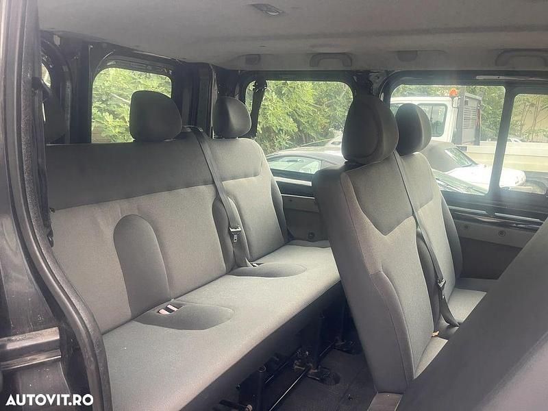 Negru Utilizat 2012 Opel Vivaro Van | 5.999 EUR - Imagine 1/4