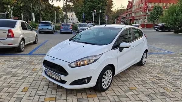 Second-hand Ford Fiesta 95 CP (69 kW) 2016 Alb Hatchback
