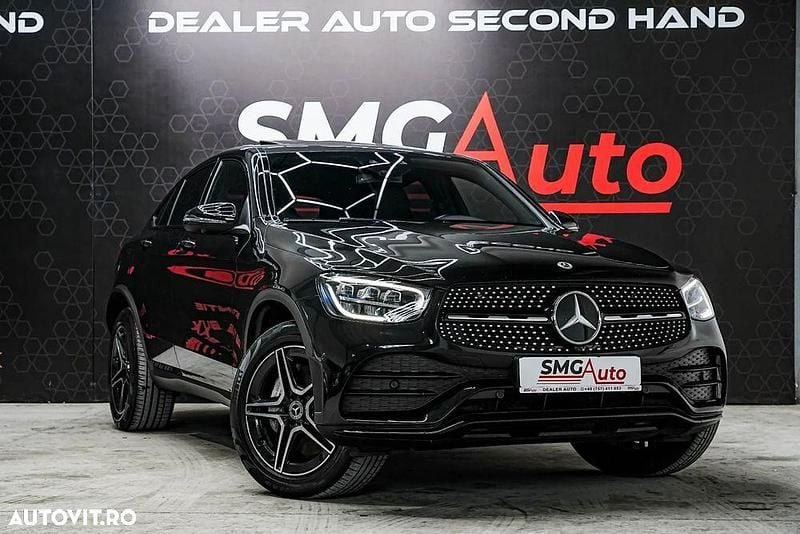 Second-hand Mercedes GLC300 AMG line 313 CP (230 kW) 2022 Culoarenegru Coupe