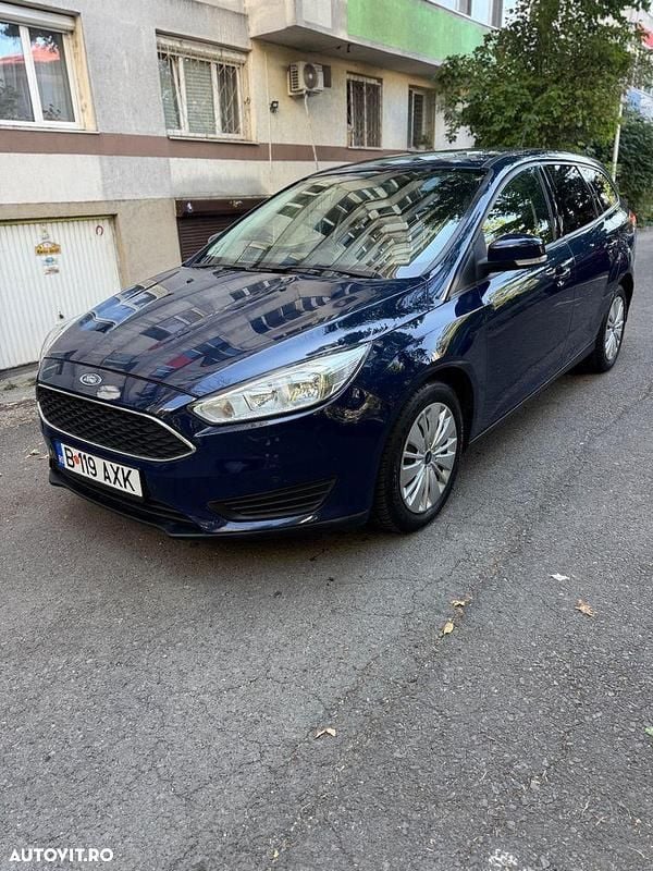 Culoarealbastru Utilizat 2018 Ford Focus Active Break | 5.790 EUR (Super Preț) - Imagine 1/4