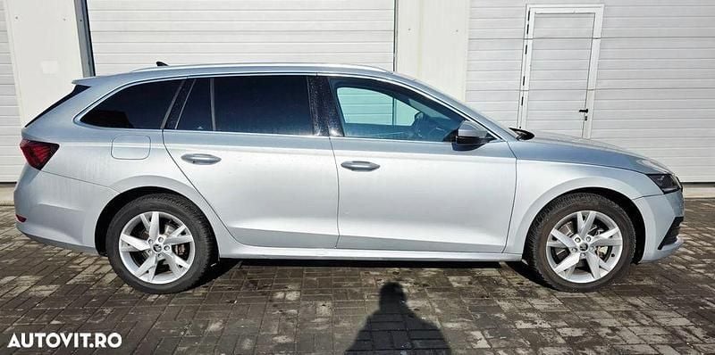 Second-hand Skoda Octavia Style 156 CP (114 kW) 2024 Culoareargint Break