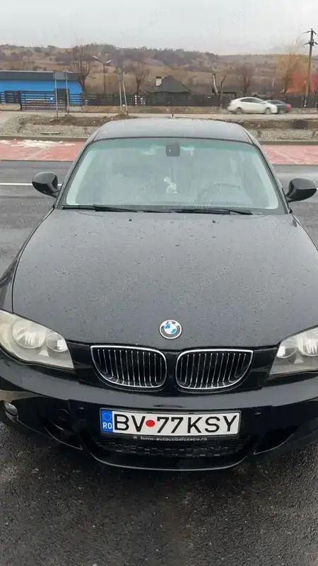 Utilizat 2010 BMW 118 Hatchback | 3.800 EUR (Preț OK) - Imagine 1/4