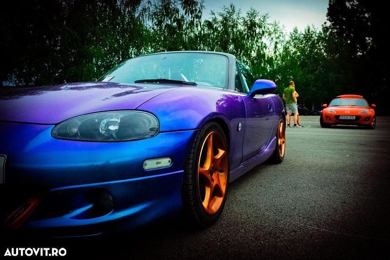 Culoarealte culori Utilizat 2001 Mazda MX5 Cabrio | 6.800 EUR - Imagine 1/4