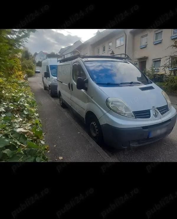 Utilizat 2009 Renault Trafic Van | 3.550 EUR (Preț bun) - Imagine 1/4