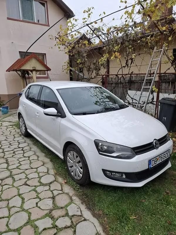 Utilizat 2011 VW Polo Hatchback | 6.500 EUR (Preț OK) - Imagine 1/4