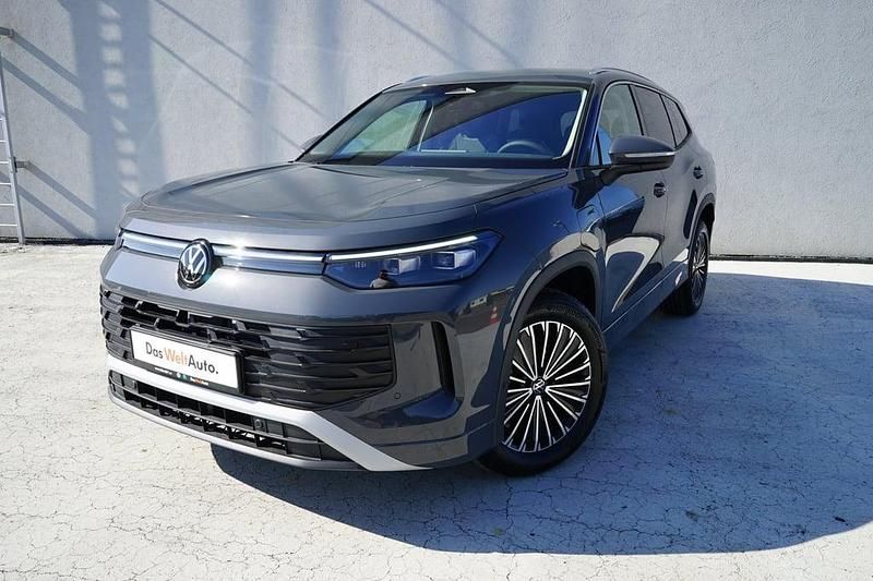 Gri mediu normal Nouă 2025 VW Tayron Life SUV | 43.900 EUR (Preț OK) - Imagine 1/4