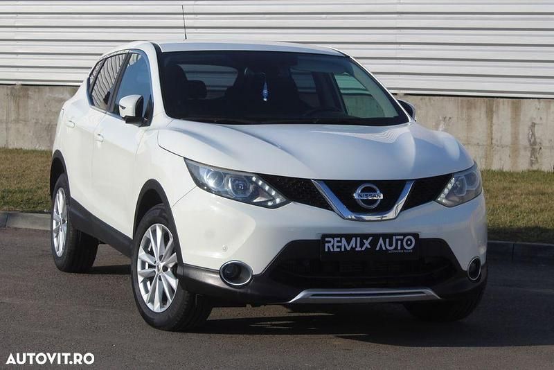 Second-hand Nissan Qashqai N-Connecta 115 CP (84 kW) 2016 Culoarealb SUV