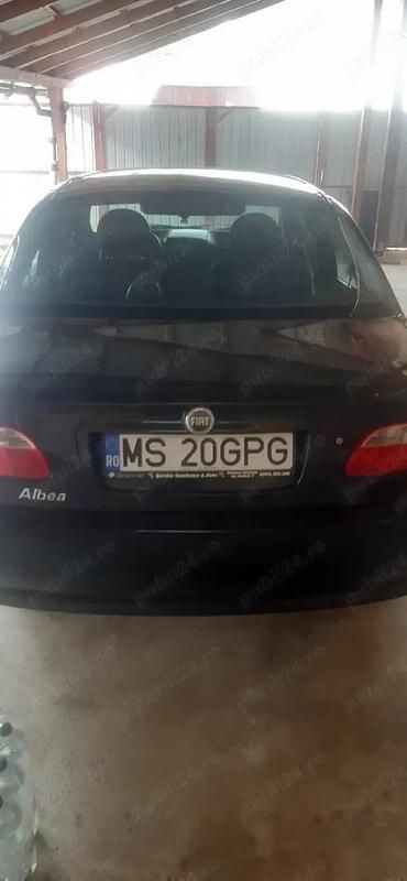 Second-hand Fiat Albea 77 CP (56 kW) 2006 Negru Berlinǎ