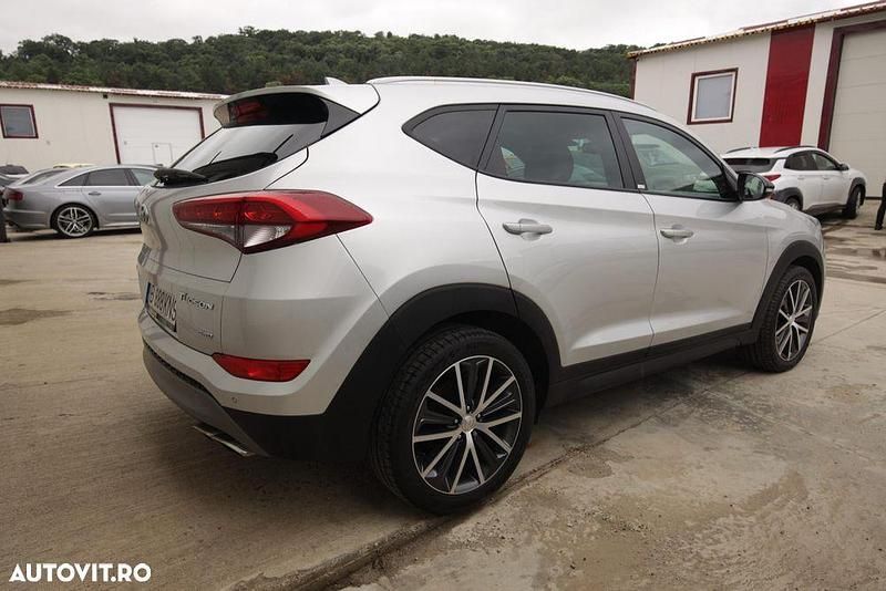 Second-hand Hyundai Tucson 177 CP (130 kW) 2018 Culoareargint SUV