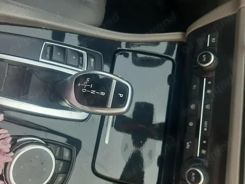 Second-hand BMW 530 245 CP (180 kW) 2011 Berlinǎ