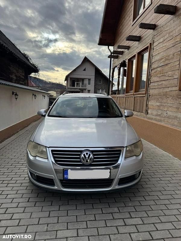 Second-hand VW Passat 140 CP (102 kW) 2005 Culoaregri Break